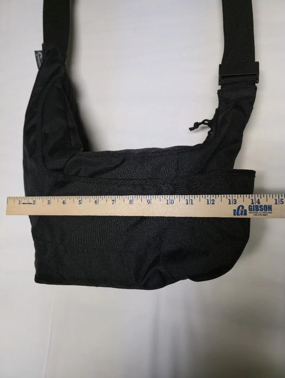 Lowepro Passport Sling Camera Bag - Black with Green Interior